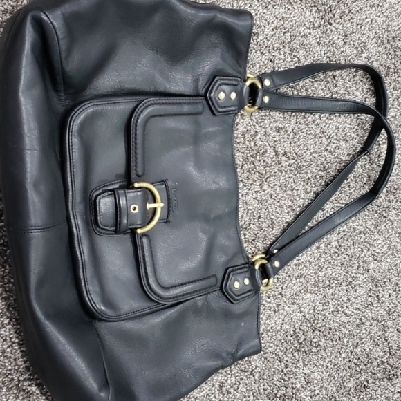 Authentic coach purse - Picture 1 of 3